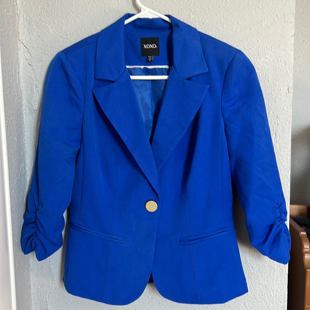 Size S XOXO blue blazer